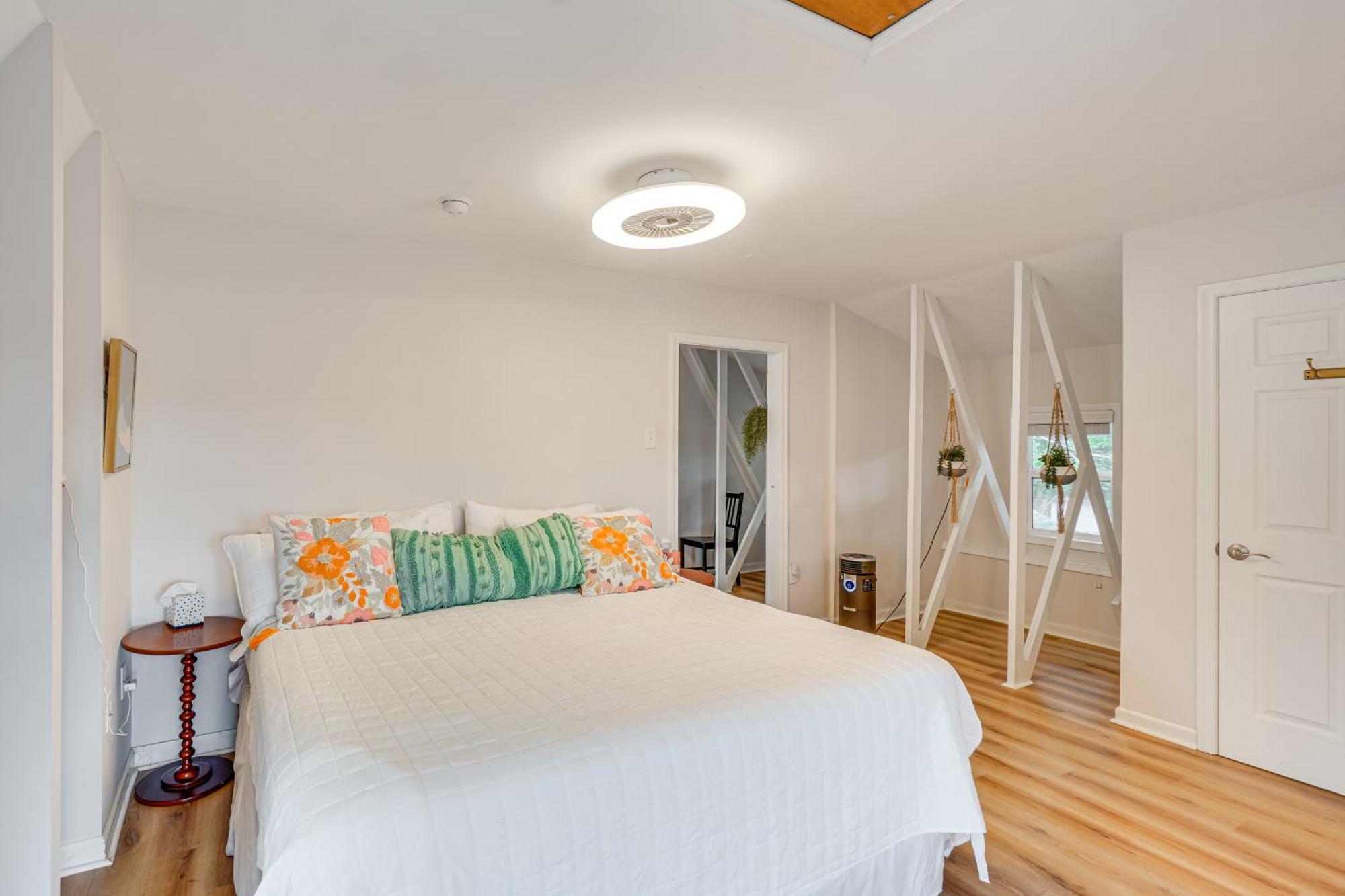 Epic Brunswick Apartment, Deck With Private Hot Tub! 외부 사진