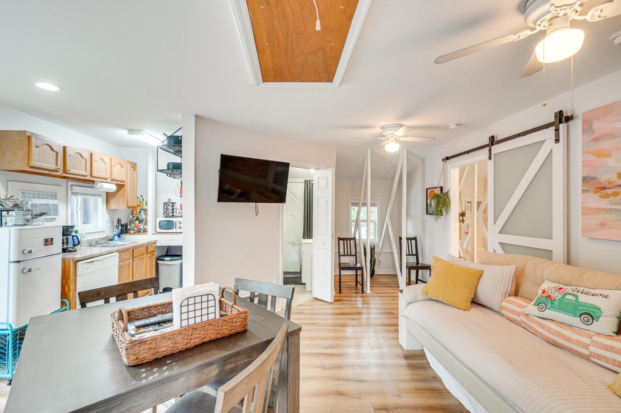 Epic Brunswick Apartment, Deck With Private Hot Tub! 외부 사진